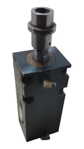 Hydraulic Cylinder Section 2 1/2 1