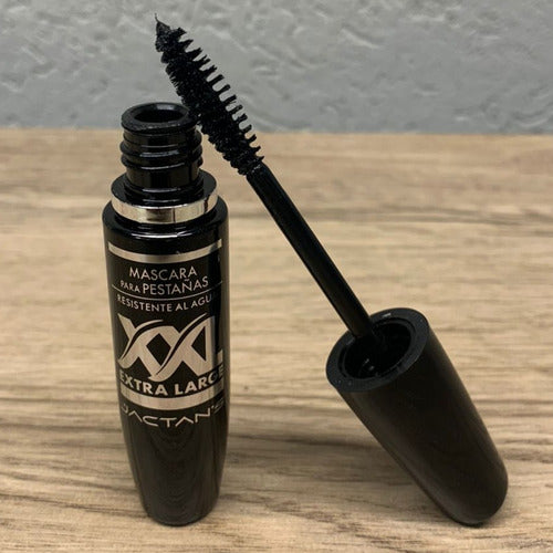 Jactan's XXL Extra Large Waterproof Mascara - Black 4