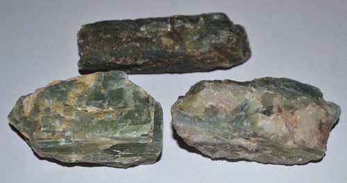 Lot of 2 Green Kyanite 7 cm - IL Giardino Mineral Jewels 3