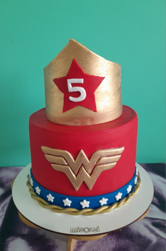 Misolti Wonder Woman Cake 3