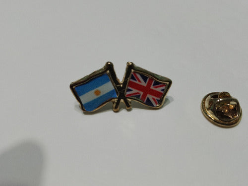 Pins Country United Kingdom 2 Cms 0