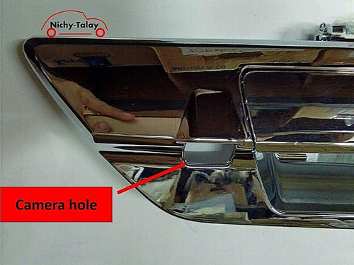 Exterior Handle Rear Gate Hole Toyota Hilux 2016/ Chrome 2