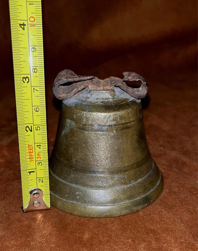 Cencerro Campana Muy Antiguo De Bronce Número 7 4