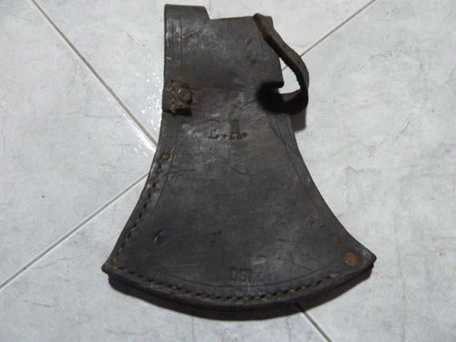 Antigua Funda Para Hacha En Cuero Sellada E.a. 3