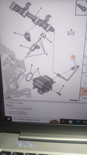 Genuine Citroen DS3 DS4 1.6 THP Fuel Injector Rail Feeding Tube 9