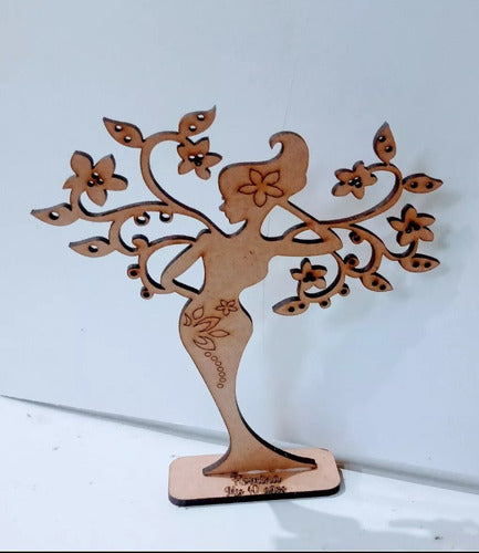 Life Tree Woman 20 Souvenirs + 1 Central Gift with Personalized Earring Holder 1