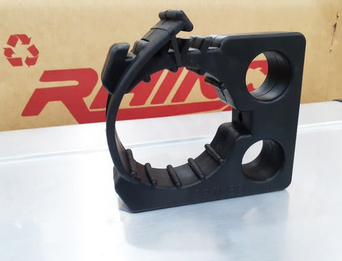 Rhino 4x4 Universal Rubber Clamps 1