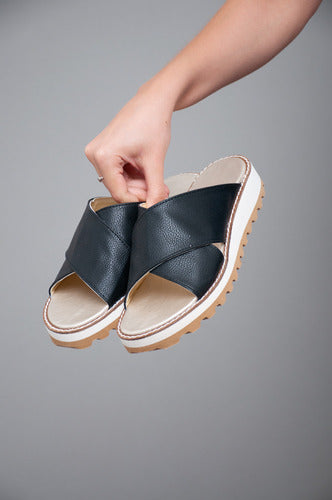 Women's Flat Urban Light Sandals Flip-Flops Comfortable - Cruz 25
