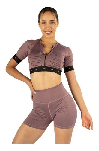 Conquer Luxury Gym Top for Yoga, Pilates, and Spinning 0