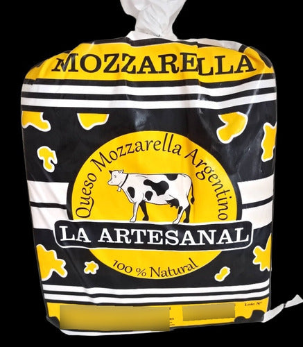 La Artesanal Muzzarella Premium 1