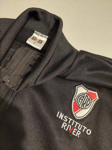 B&B Campera Buzo Friza Instituto River Plate Talle L 0