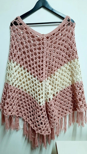 Budaladeco Crochet Shoulder Poncho 1