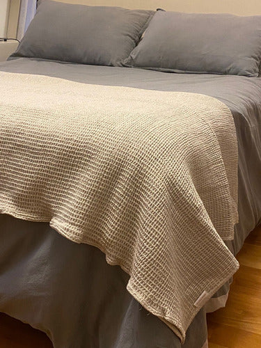 Waffle Honeycomb Blanket / Bed Manta for Armchair 1