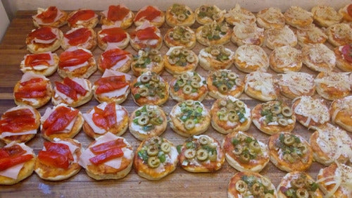 60 Pizzetas Varios Gustos - Napol, Cebolla, Jamon - Delivery 1