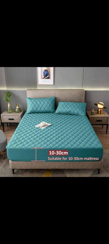 Goldsun Premium Waterproof Hypoallergenic Mattress Protector 7