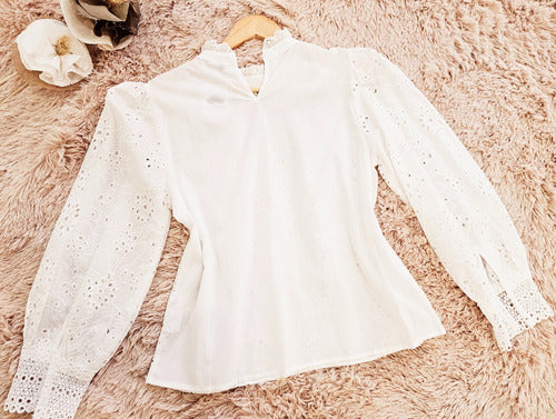 Las Barchelas Romantic Chic Broderie Blouse with Balloon Sleeves and Mao Collar 3