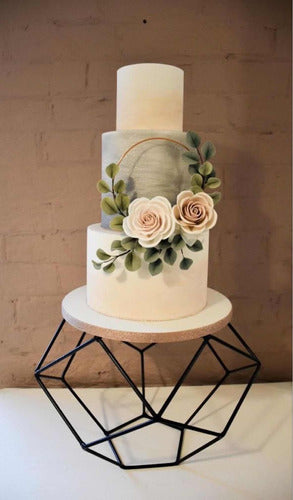 Elegant Cake Stand for Events and Home Decor - Circular Design 2