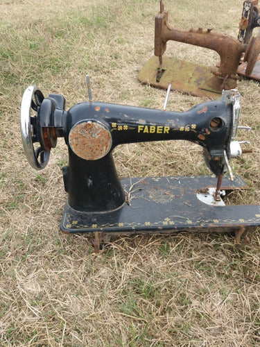 Máquina De Coser No 4 Faber 0