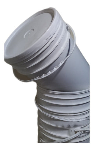 Generic White Plastic Buckets with Lid and Seal 0