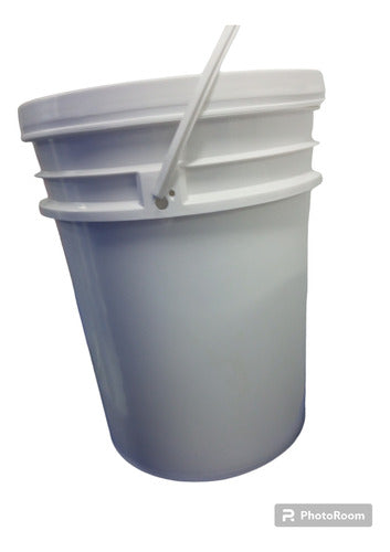 Baldes Blanco - New Buckets with White Lids 0