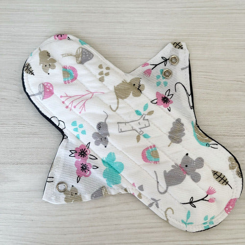 Reusable Nighttime Waterproof Cloth Pad with Wings 4
