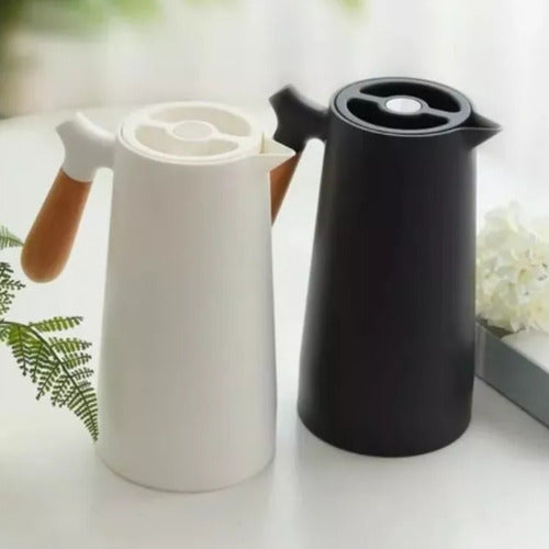 1L Thermal Jug with Wooden Handle and Designer Spout 5