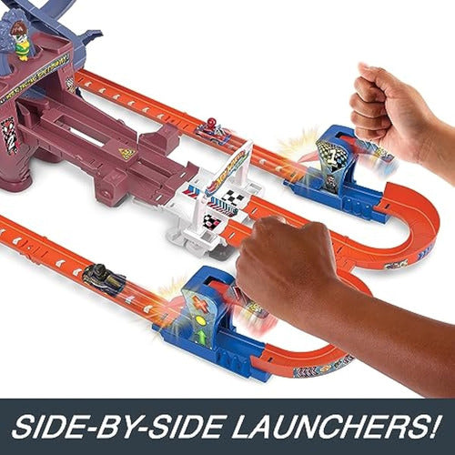 Hot Wheels Racerverse Spider-Man's Web-slinging Speedway Track Set 2