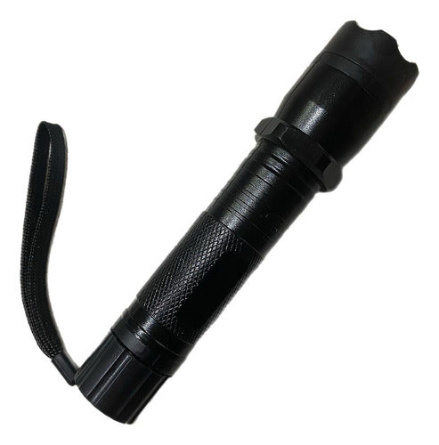 Generic Personal Defense Kit + Self-Protection Flashlight 1