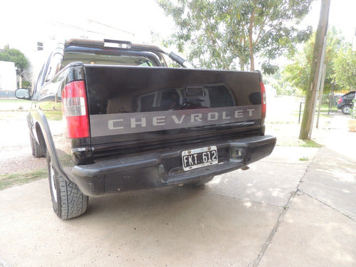 Calcomania Porton Trasero Chevrolet S-10 3