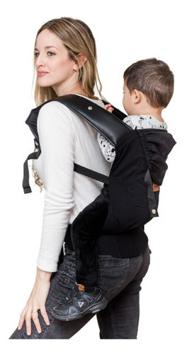 Ergonomic Baby Carrier Backpack Munami Up to 18 Kilos 6