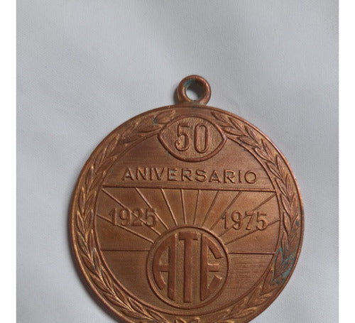 Medalla Ate 50 Aniversario A Maria Estela Martinez De Peron 0