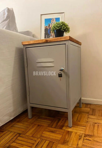 Bravslock Lockers Metálico Tipo Mesita De Luz 0