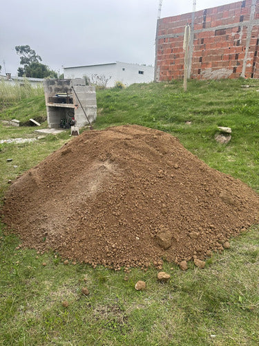 Balastro De Primera 4 Metros Cubicos Reales A Granel 2