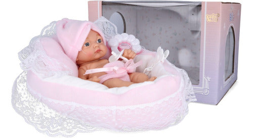 Superfast Realistic Newborn Baby Doll with Moses Basket - 25 cm Simil Reborn 1