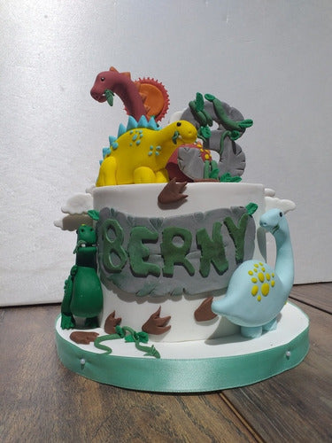 Pasteleria Prut Dinosaur Themed Birthday Cakes 2