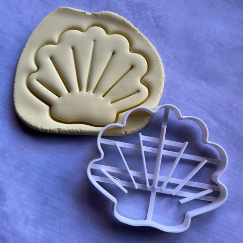 LauAcu Oyster Cookie Cutter 1