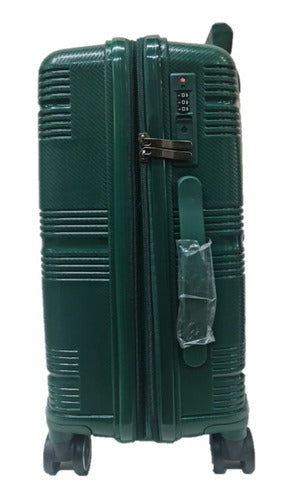 Large Expandable Hard Shell 4-Wheel Suitcase - Dudley D07 1