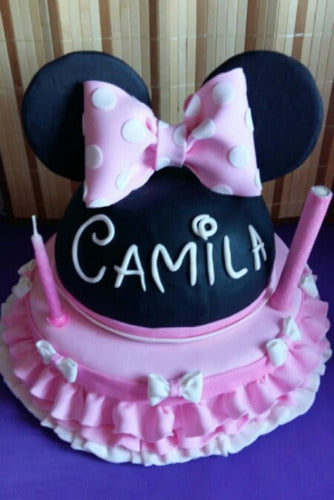 Torta Minnie. Base Y Cabeza Son Bizcochuelo. Orejas De Choco 2