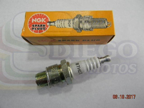 Vela Ignição Originail Suzuki A-50/100/rv-90/ts-125/gt-100/t-250/350/500 0