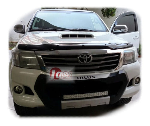 Toyota SW4 2013-2015 Complete X5 Original Window and Hood Deflectors 2