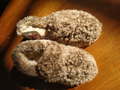 Roca Super Cozy Slippers for Kids Size 26 to 31 Various Colors 0