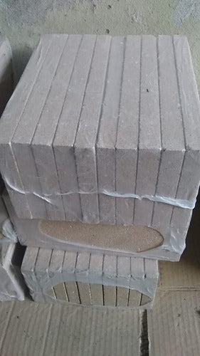 Premium Refractory Bricks 2cm and 3cm Thickness 1