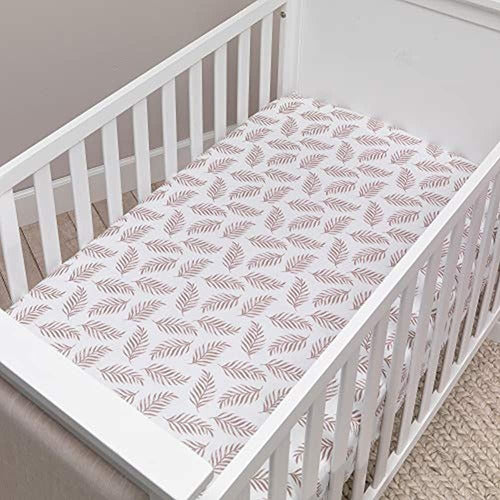 Lambs & Ivy Organic Cotton Adjustable Fitted Sheet with Leaf Print 2