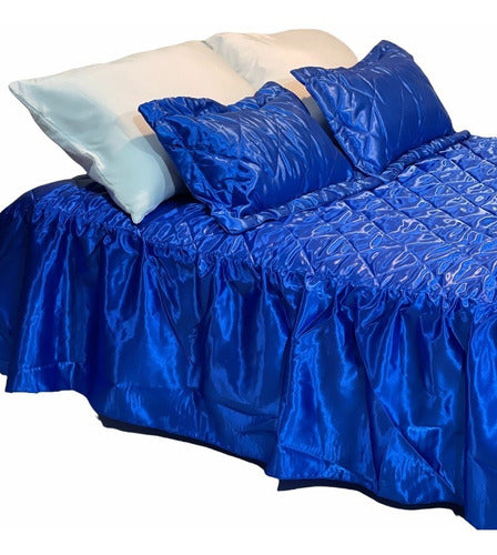 Quilted 2-Seat Satin Bedspread + 2 Filled Pillows 41