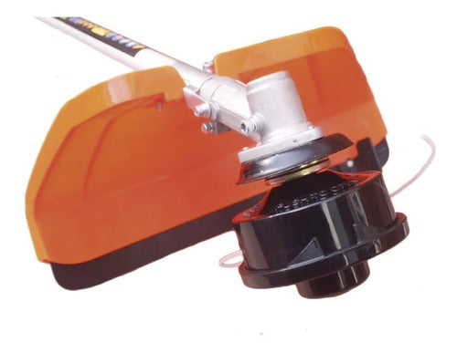 Yard 52cc Brush Cutter. Lightweight Two-Part Aluminum Shaft 3