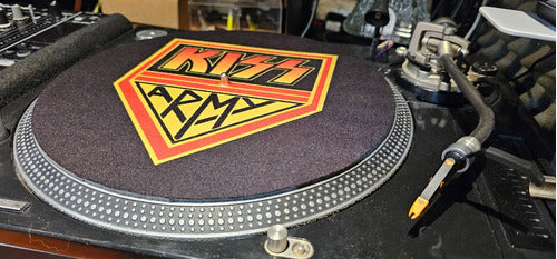 DJPROAUDIO Kiss Army Black Background Slipmat Latex 6