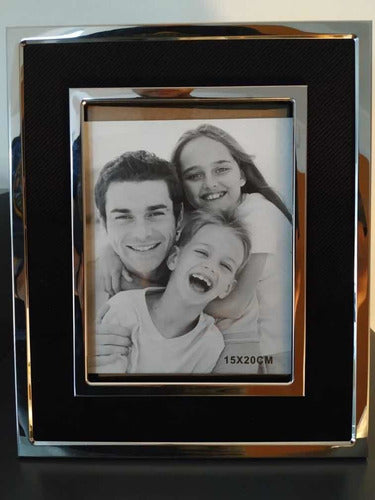 HYF Metallic Border Picture Frame with Fabric-Lined Edge 15x21 1