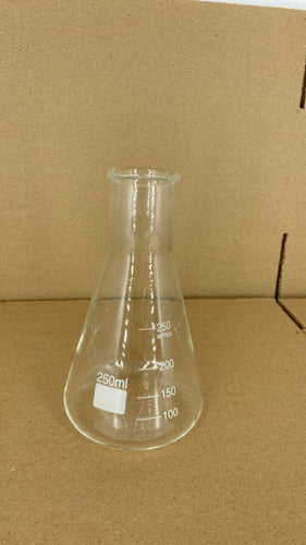 Erlenmeyer De Vidro Boca Estreita 250 Ml 3