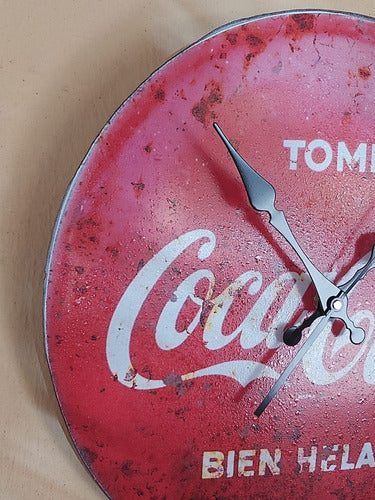 Viejo Garage Chapas Vintage - Vintage Retro Wall Clock - Coca Cola 30cm Diameter 1