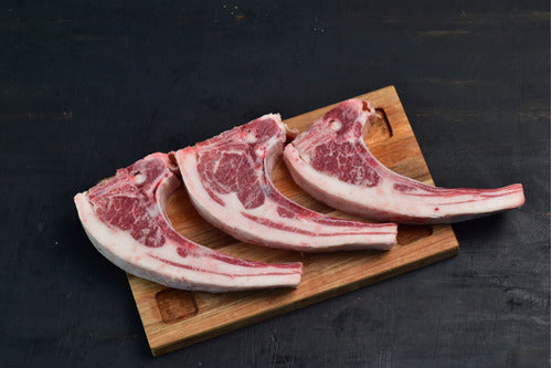 Sabores La Lucinda Tomahawk De Cordero, Paquete De 8 Unidades 1